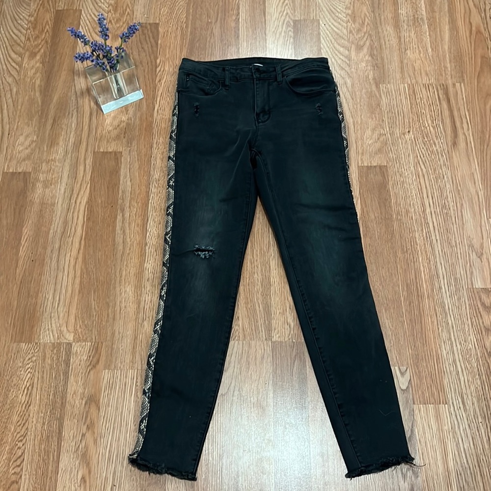 Dex Black Snakeskin Distressed Jeans Sz 27